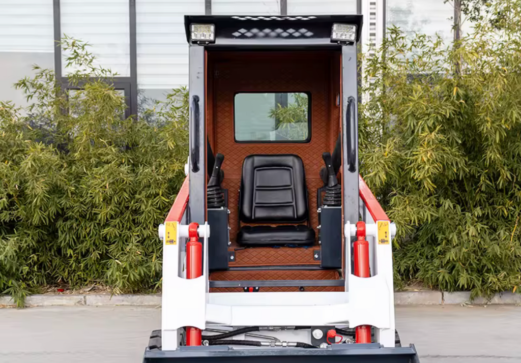 Chargeuse compact HTS25